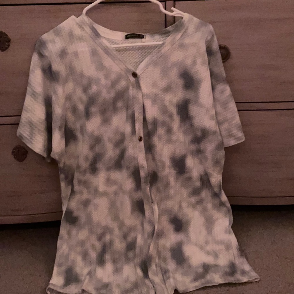 Long button down tie dye shirt. (Very new)